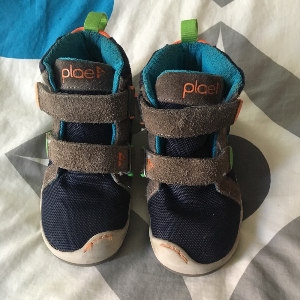 Plae shoes Max